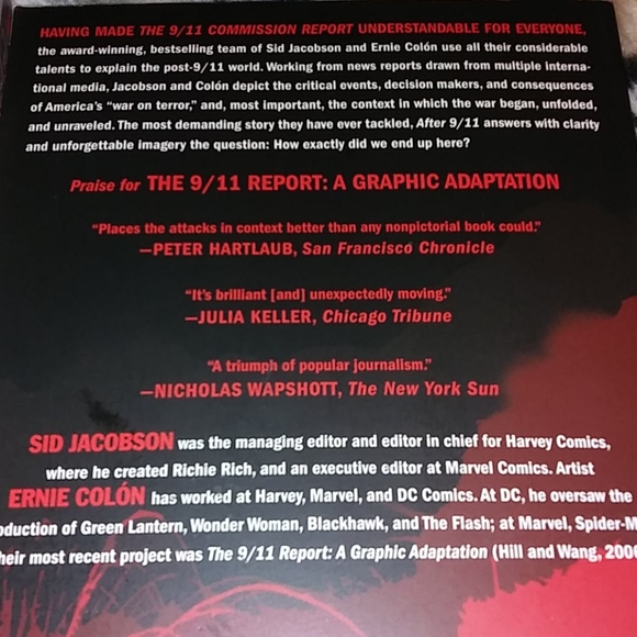 📚 Graphic Adaptation Books - Picture 3 of 3